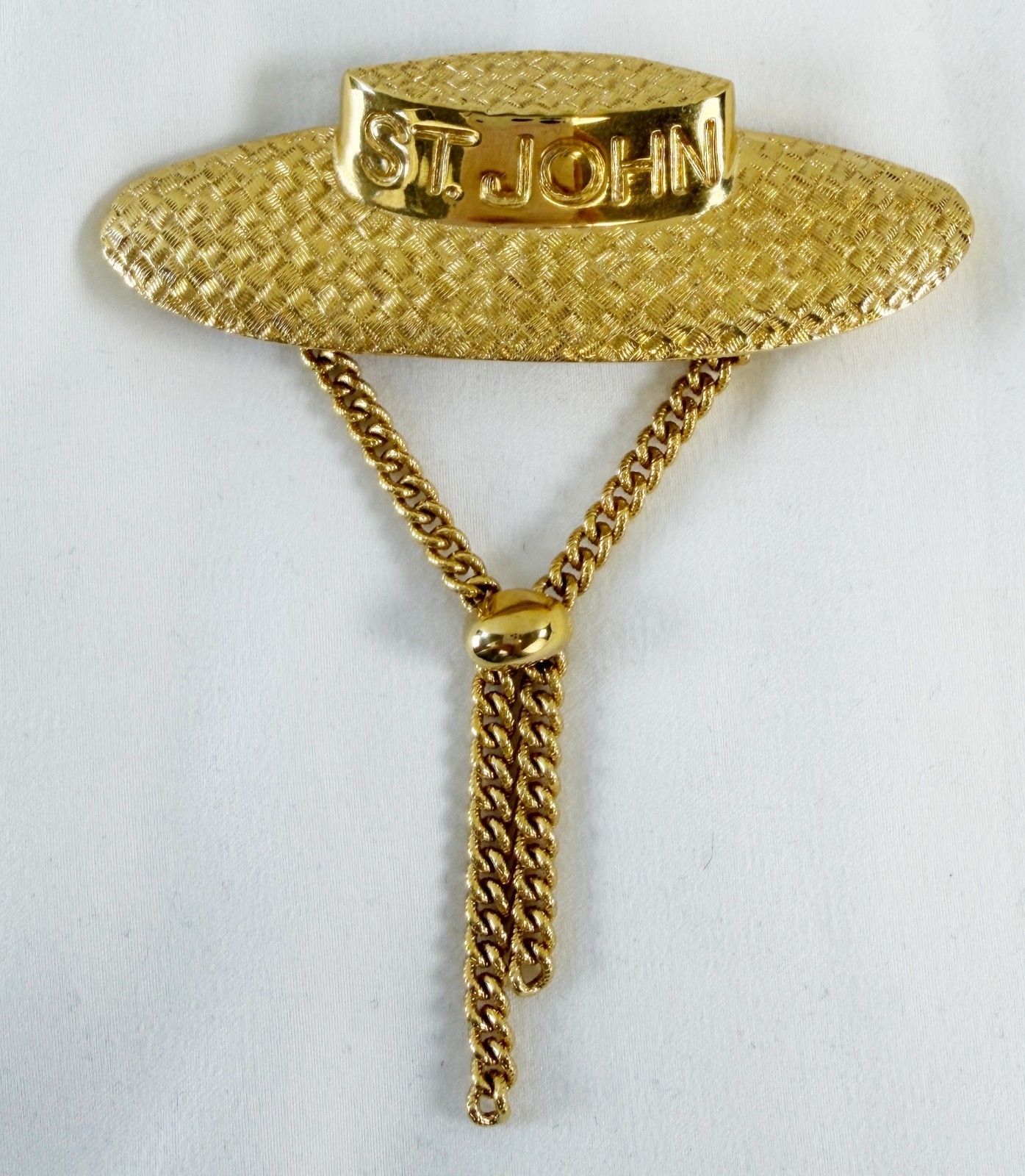 NWOT ST. JOHN Brooch Fedora Pin Hat 24 KGP Gold Vintage Collectible 1980″s