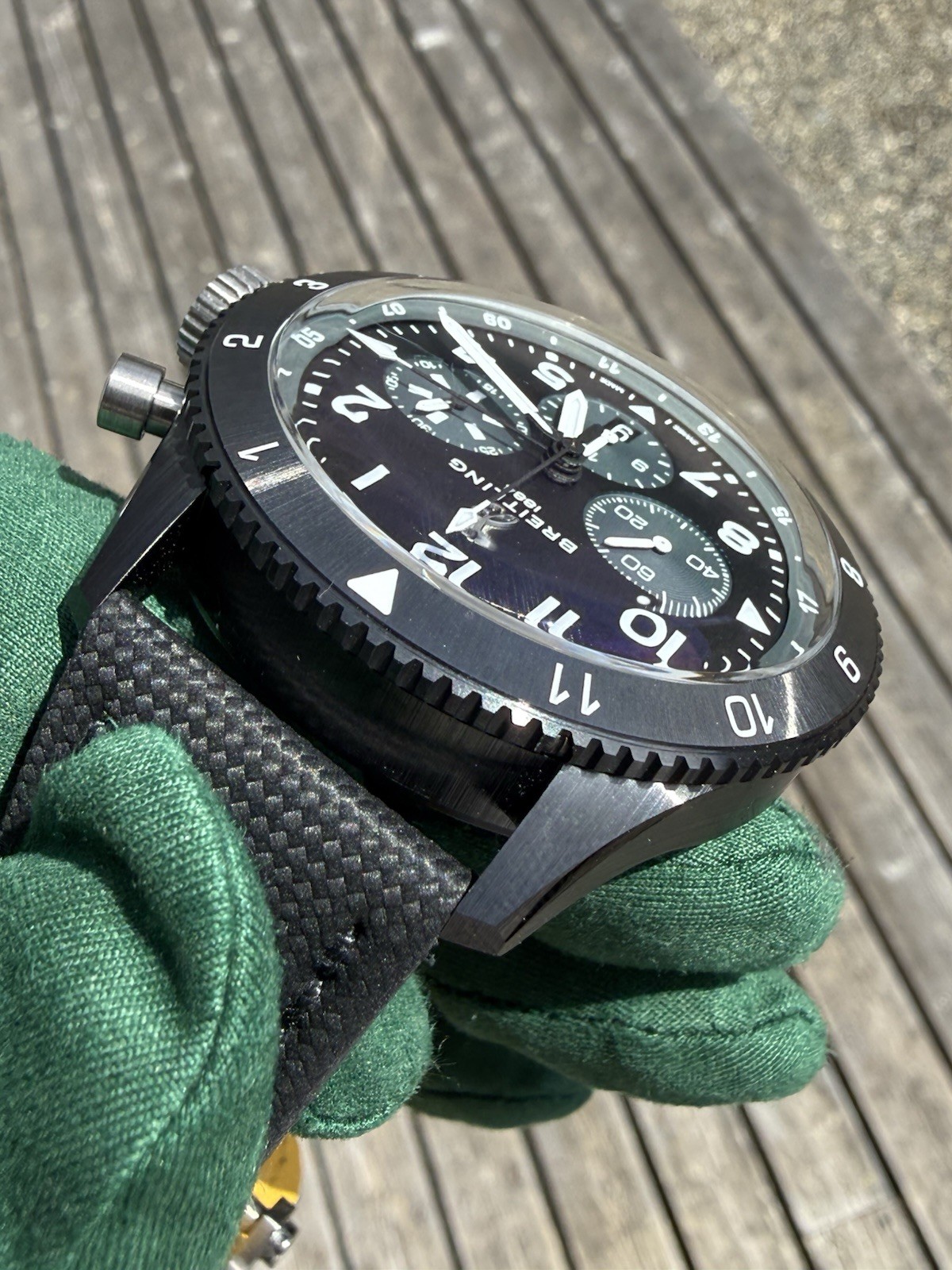 Breitling Super AVI B04 Chronograph GMT 46 Mosquito Night Fighter Blac SB0445 FS
