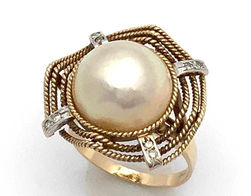 VINTAGE 8 DIAMOND & 12.4MM MABE PEARL 14K GOLD RING