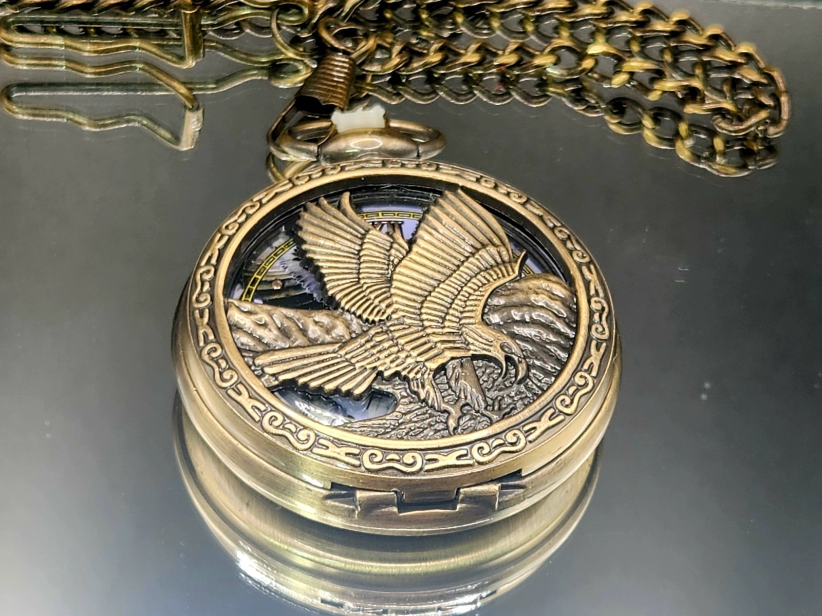 American Bald Eagle Pocket Watch Flying Raptor Vintage Style Bronze Collectible