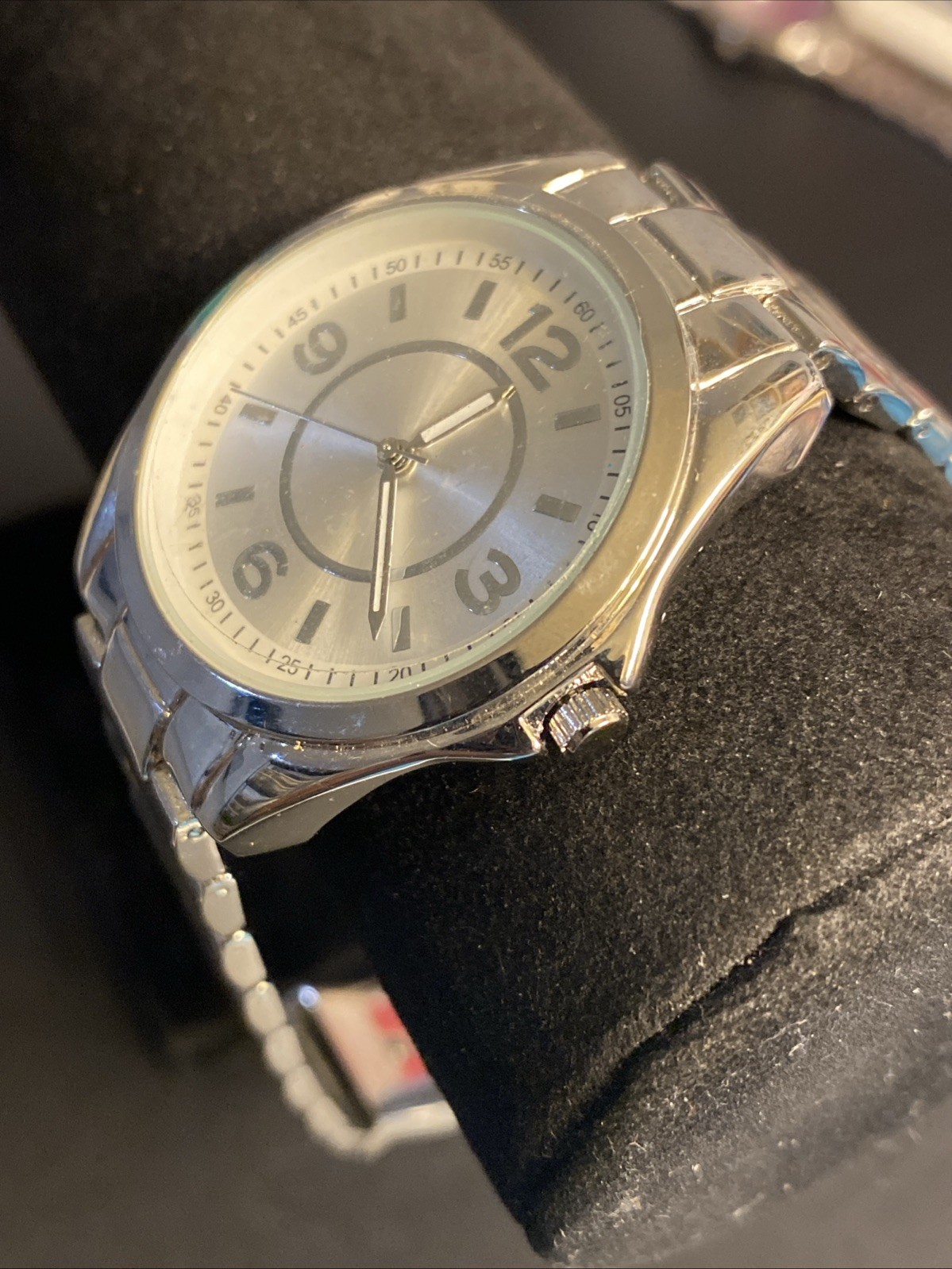 Accutime Watch Corp Analog Quartz Men’s New Battery