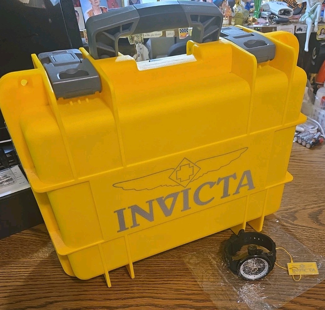 New Invicta Russian Diver Quinotaur Mechanical 1091 Triple Black Yellow 8 Slot