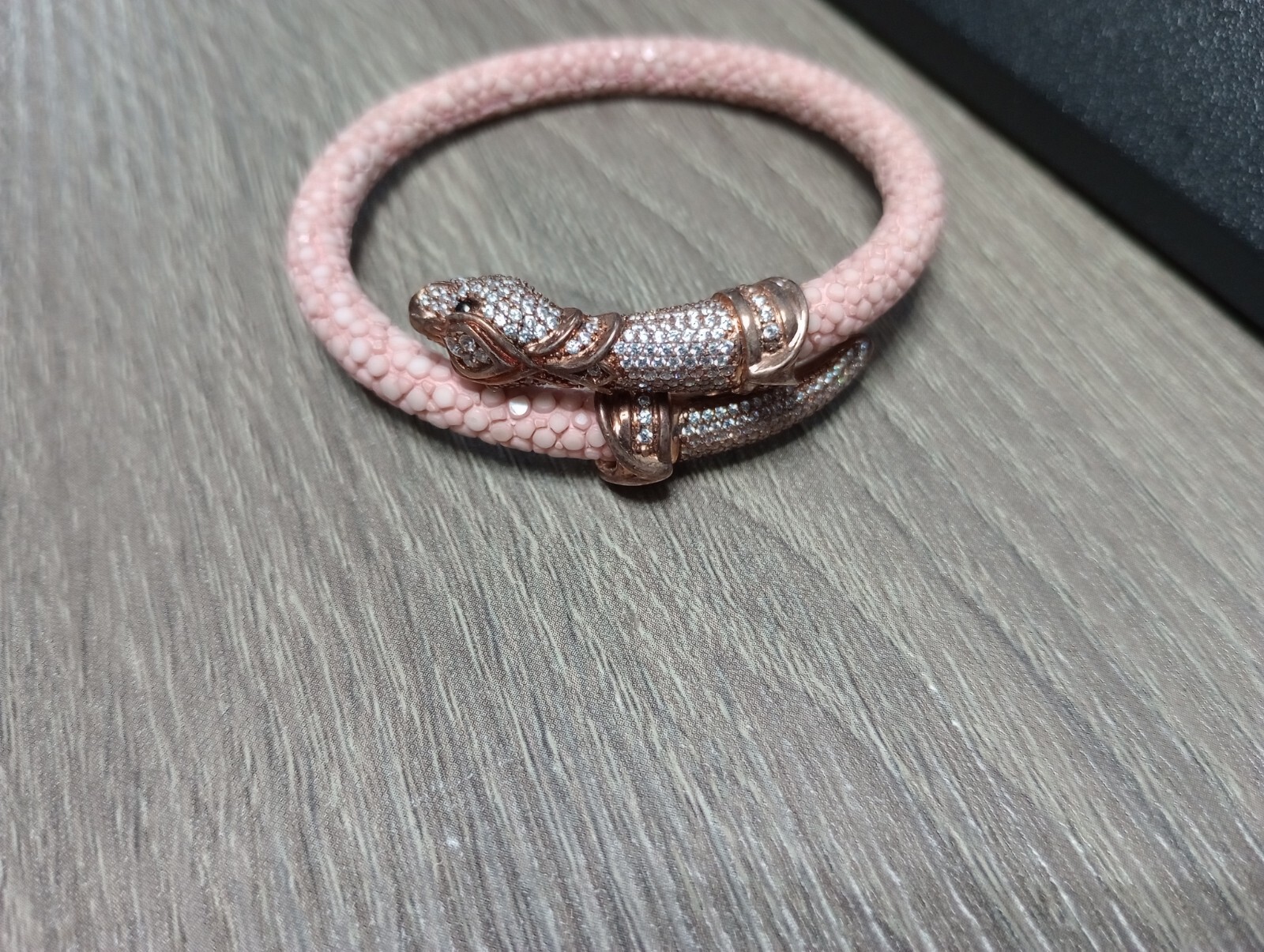 Cozmo 925 Sterling Silver Pink Stingray Leather Snake Bracelet 6″ Free Shipping