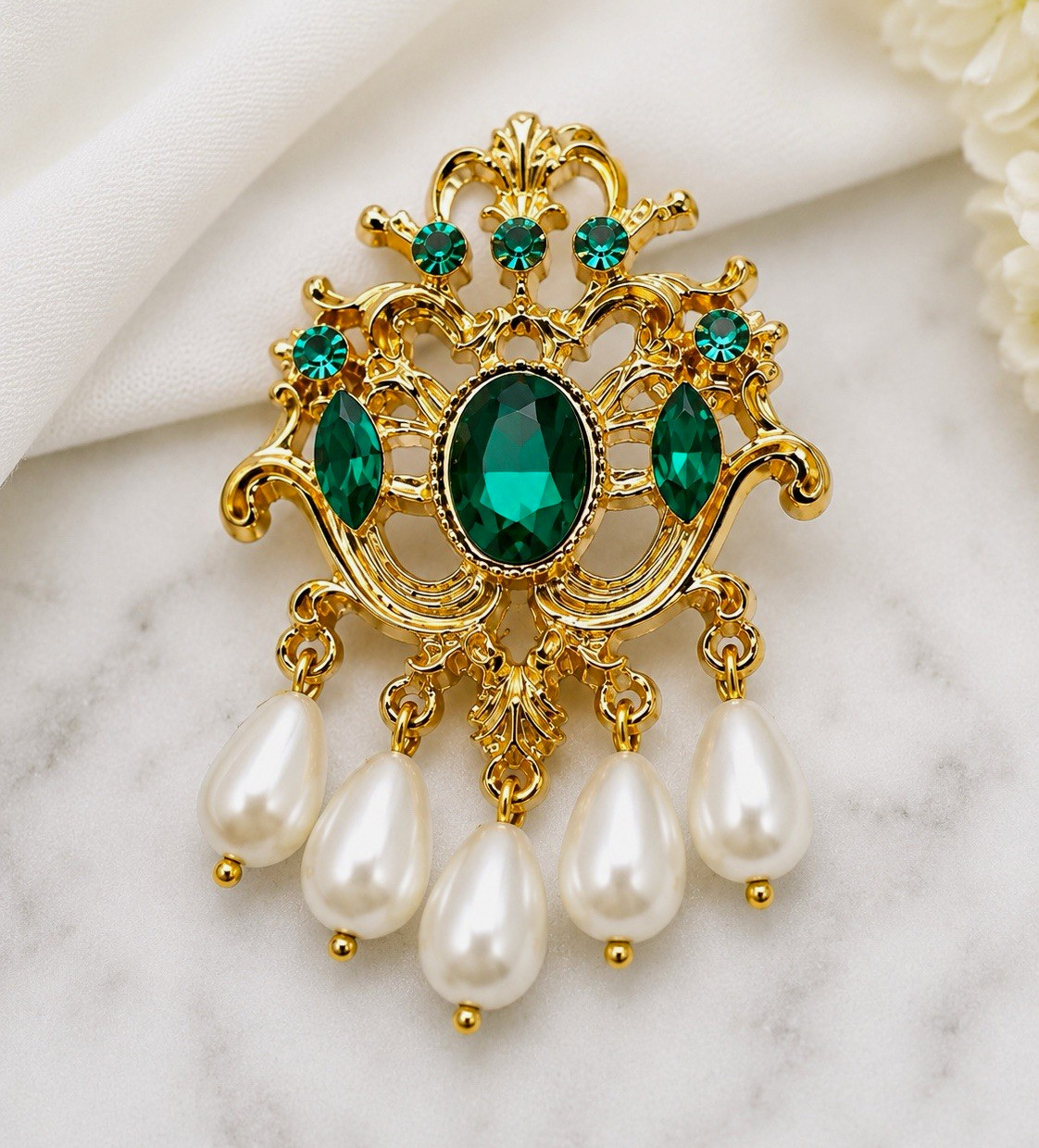 Gold Tone Brooch Pin Green Oval Rhinestone & Faux Pearl Dangle Drop