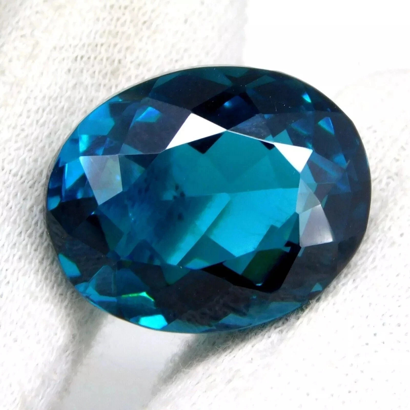 Rare 100.02 Ct+ Certified Natural Flawless London Blue Topaz Oval Cut Gemstone