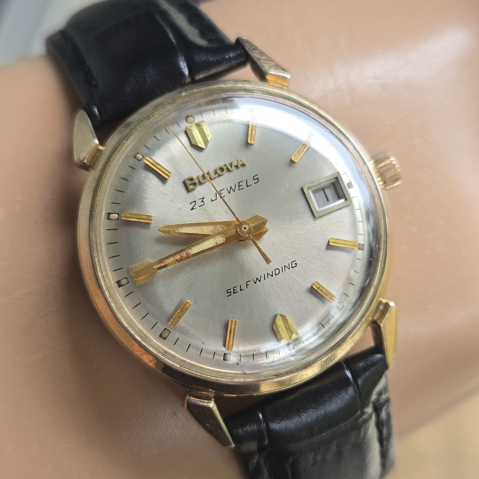 Vintage BULOVA Date King men’s automatic watch 10BPACD 23Jewels 10K RGP 1968