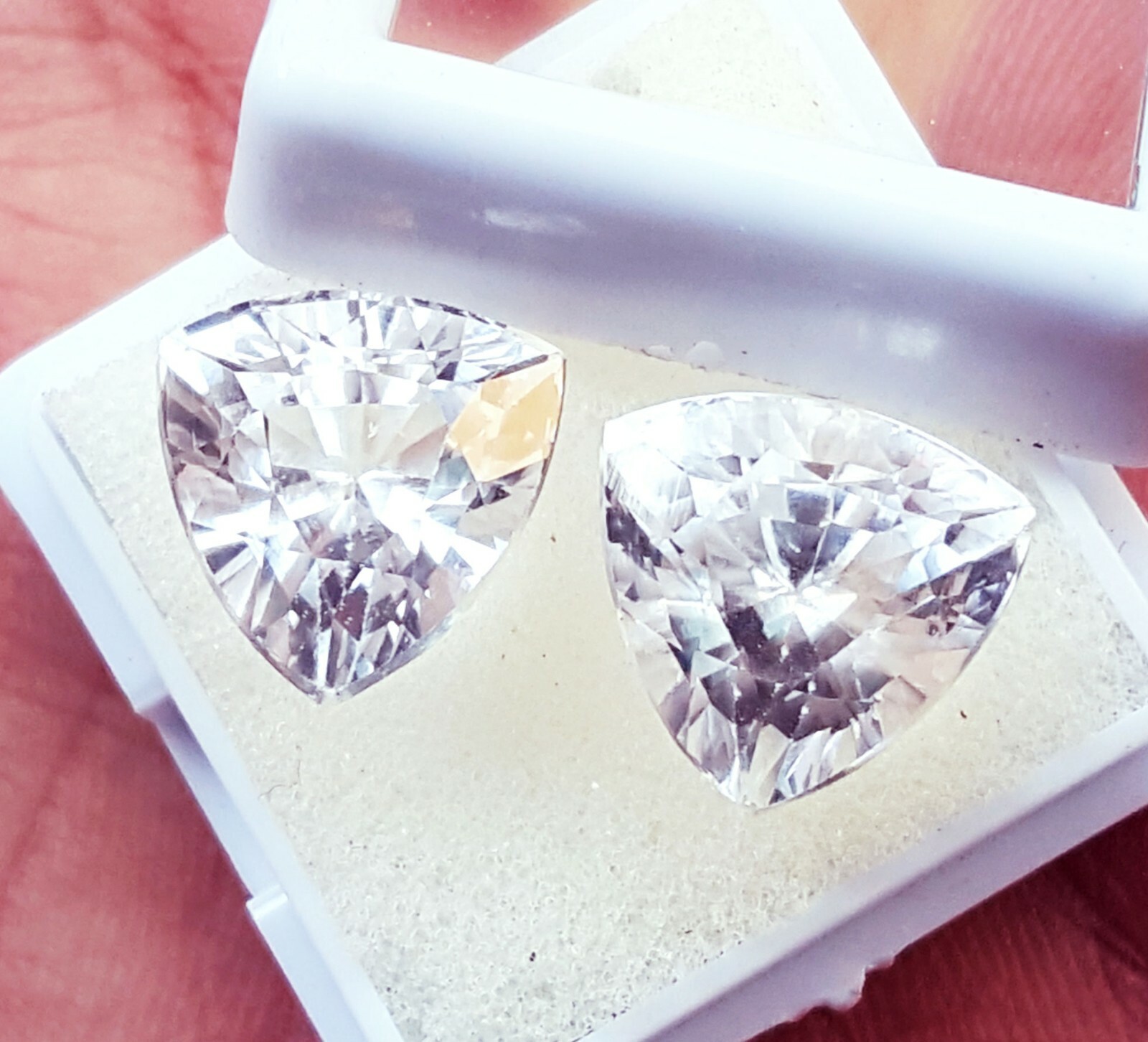 18+ Ct Loose Gemstone Natural White Sapphire Certified Pair With Free Gift