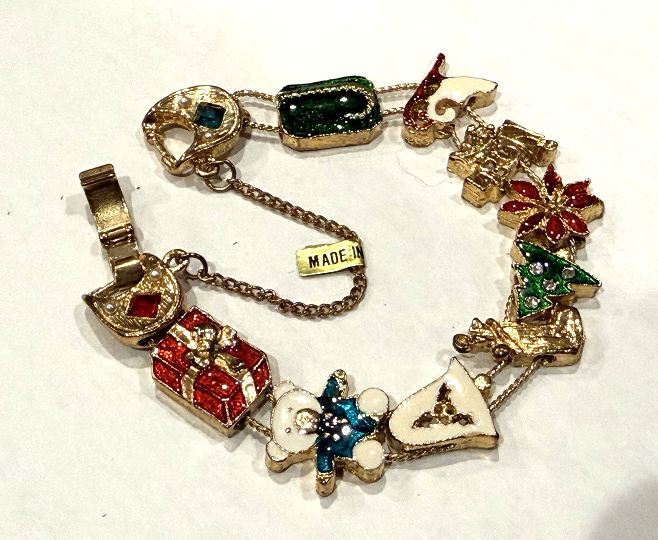 CHRISTMAS ENAMEL RED GREEN GOLD CHAIN SLIDING CHARM 8″ BRACELET VNTG KOREA NEW
