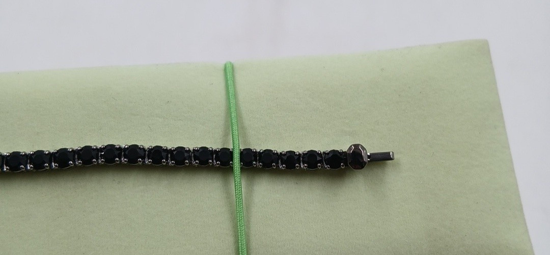 Swarovski Matrix Tennis bracelet Round cut Black Ruthenium plated Size M (Z2-B8)