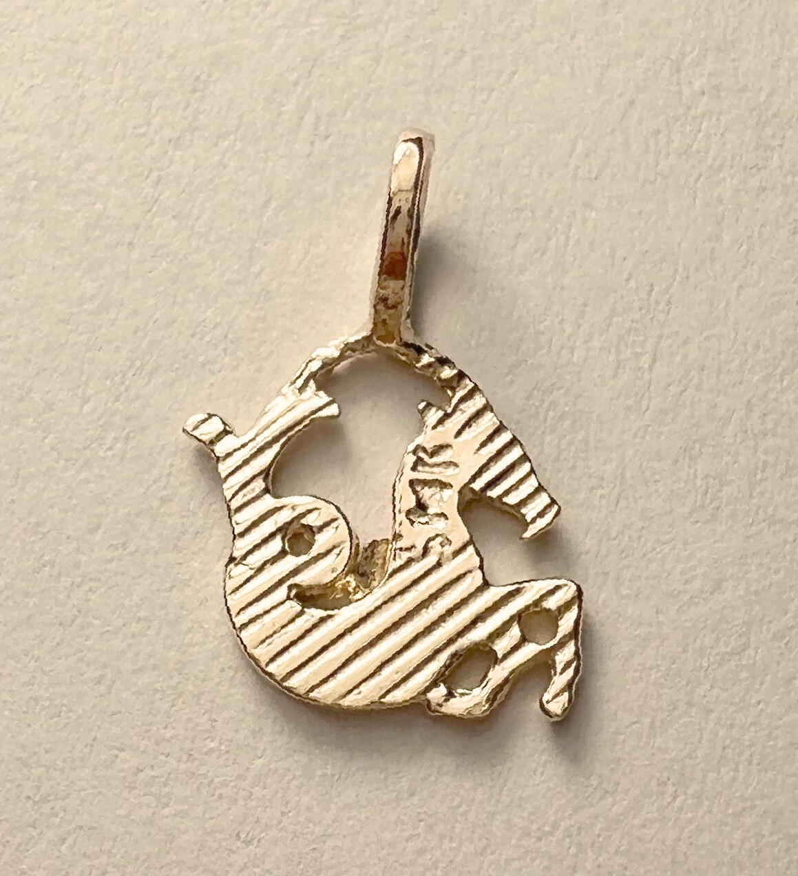 New 14k Yellow Gold Capricorn Zodiac Sign Charm Pendant