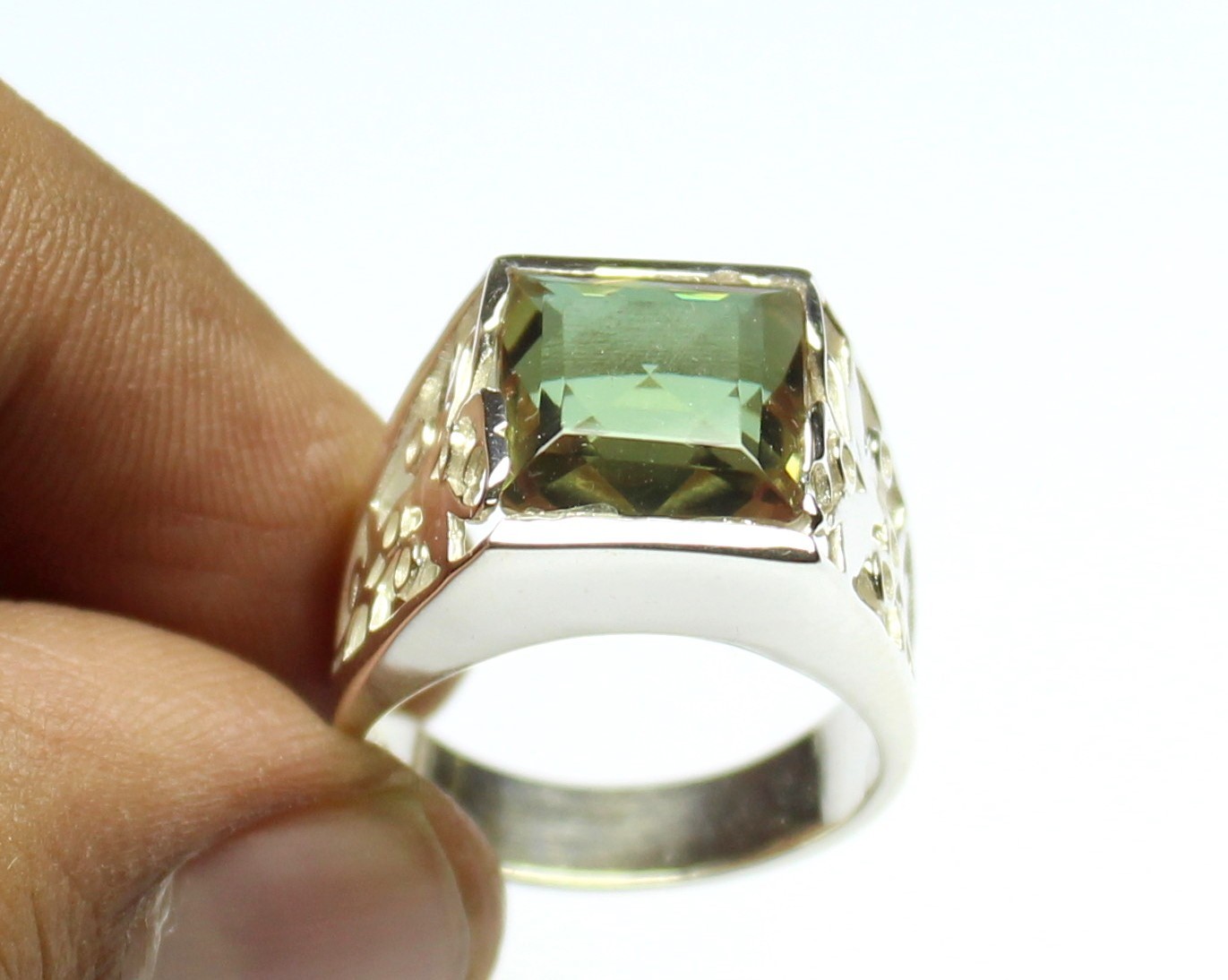 Genuine Color Change Zultanite Ring, Sterling Silver Vintage Jewelry