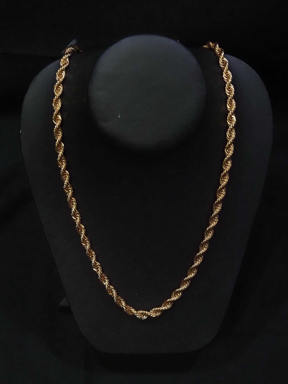 Jewelry Lot, 7+ Lbs, Monet, Trifari, Sara Cov., Daisy Fuentes And More. Some 925