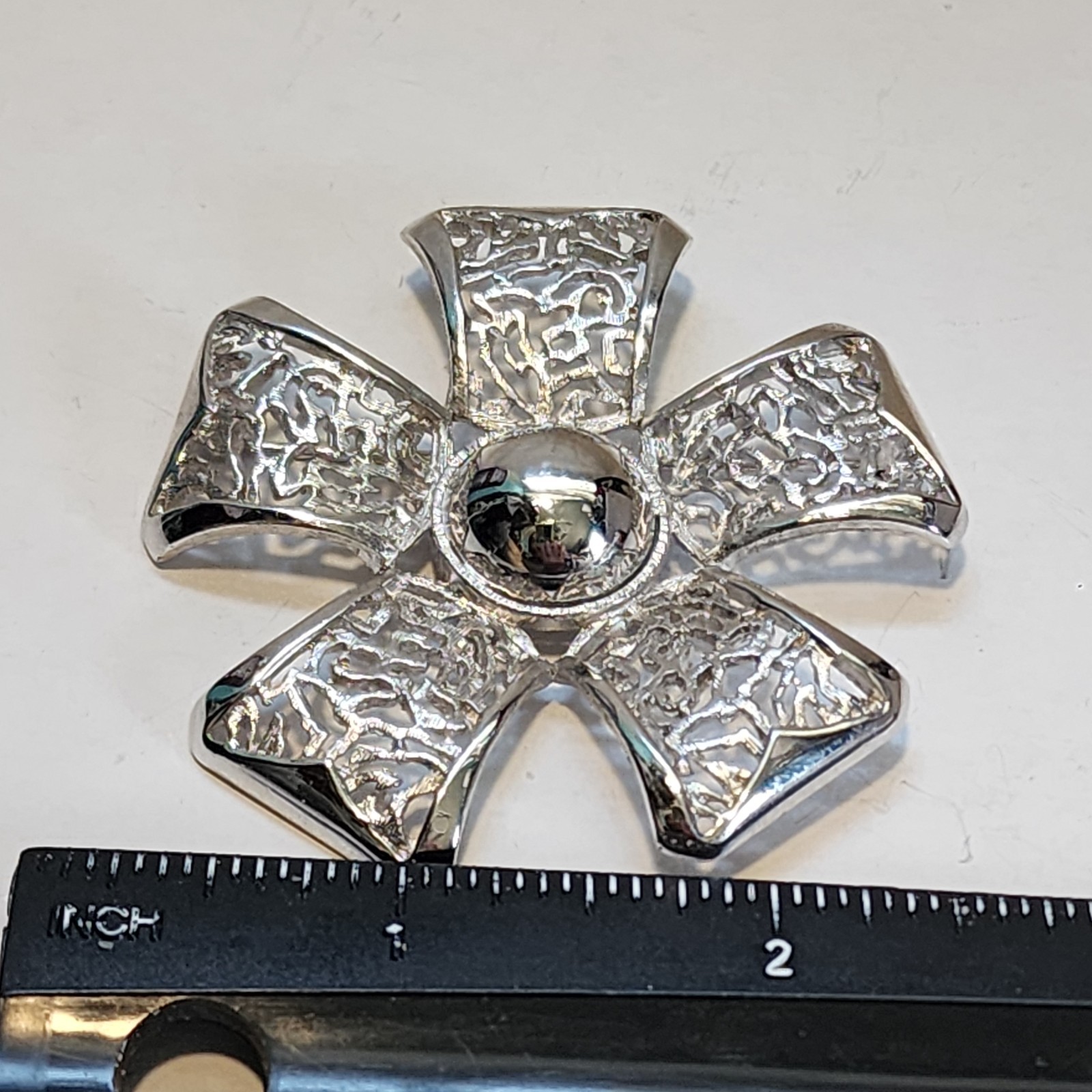 ROGET TM Signed Silver Tone Open Work Floral Lace MCM Flower Brooch Pin Chunky