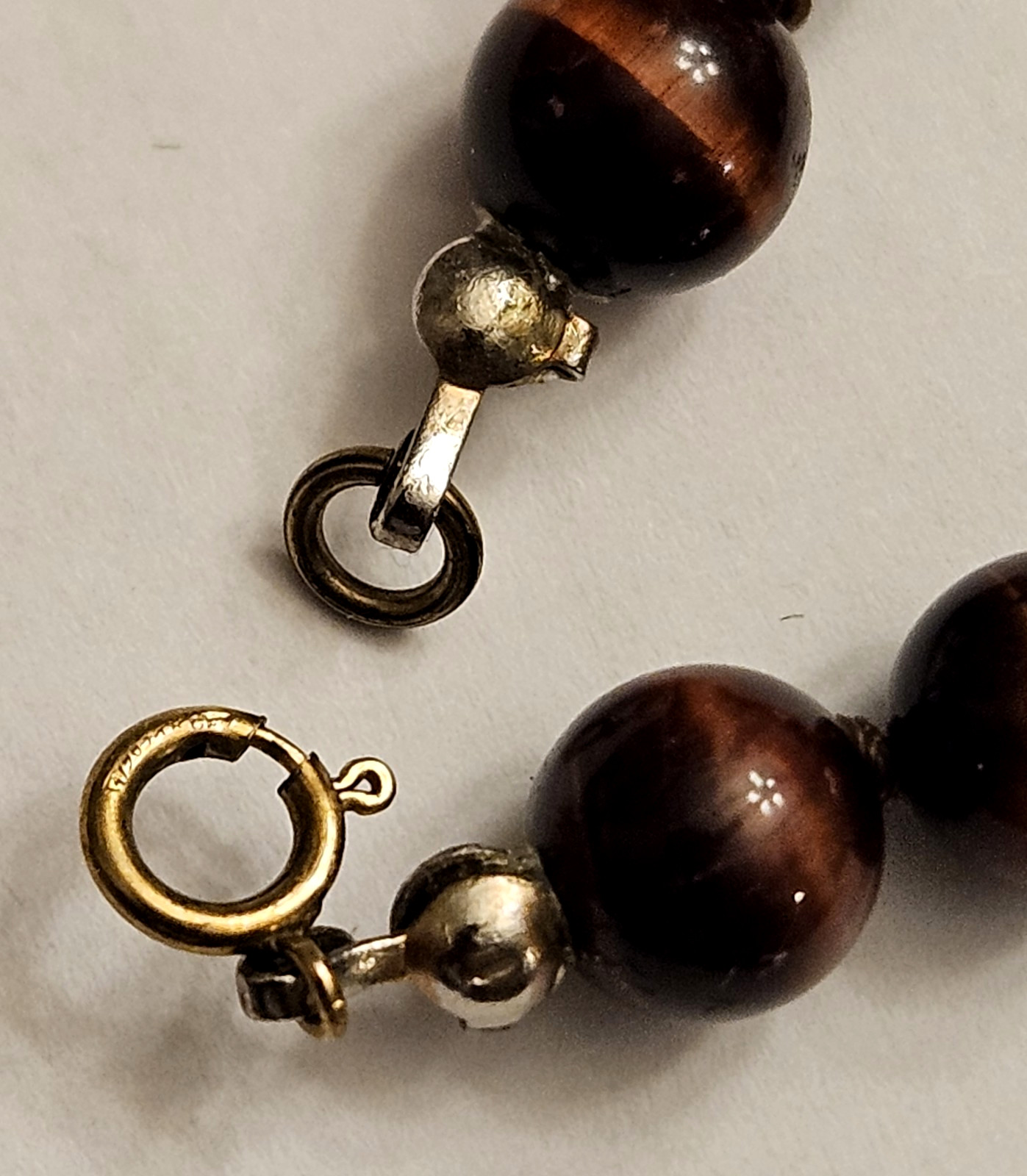 8″ Red Tiger’s Eye Polished Stone Knotted Bracelet w/14k 1/20 Gold Filled Clasp