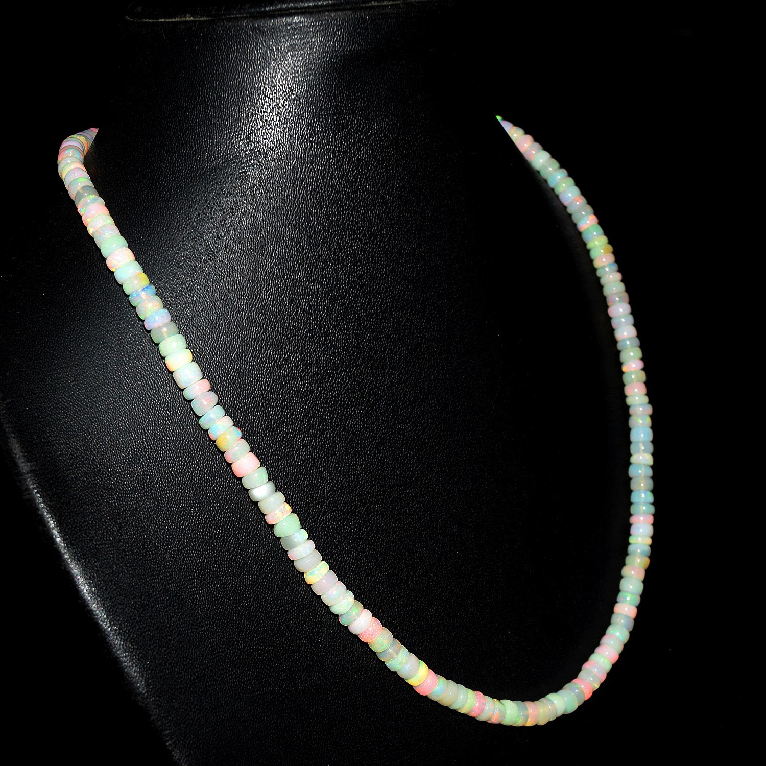 Stunning Most Amazing Ethiopian Opal 81.00 Cts Elegant Beaded Necklace RK 19E819