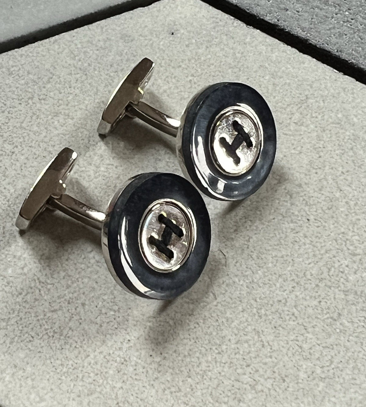 Hackett London men’s cufflinks British menswear black with H logo black & silver