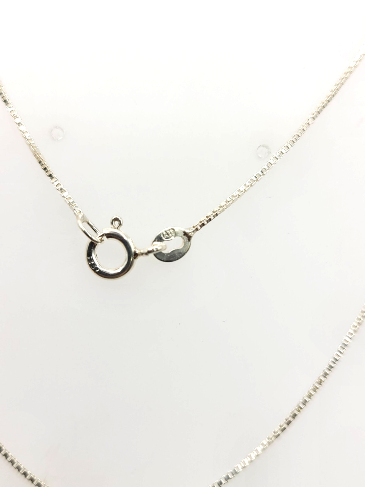 Sterling Silver .925 0.8mm 20″ Box Chain Necklace – 2.13gr