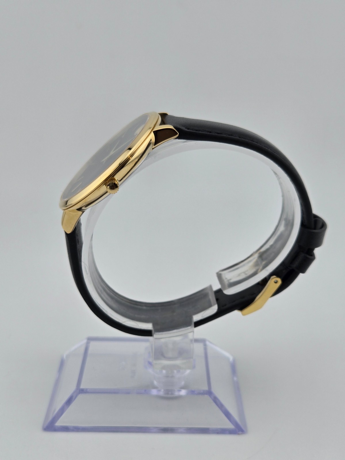 Movado Ultra Slim 0607091 Leather Strap Black Dial Women’s Watch NEW ⌚
