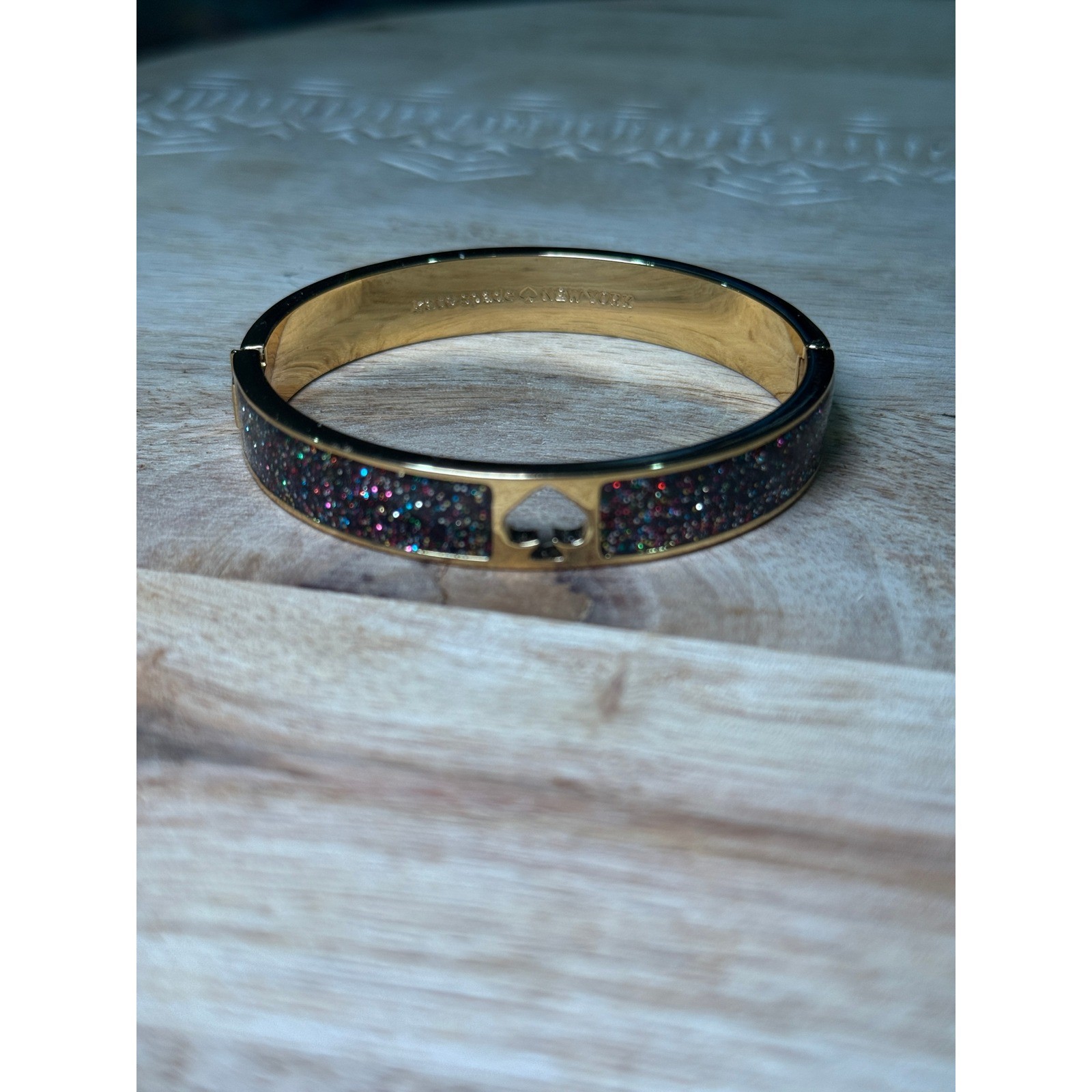 Kate Spade Bangle OS Gold Multi Glitter Hole Punch Spade Hinge Bracelet