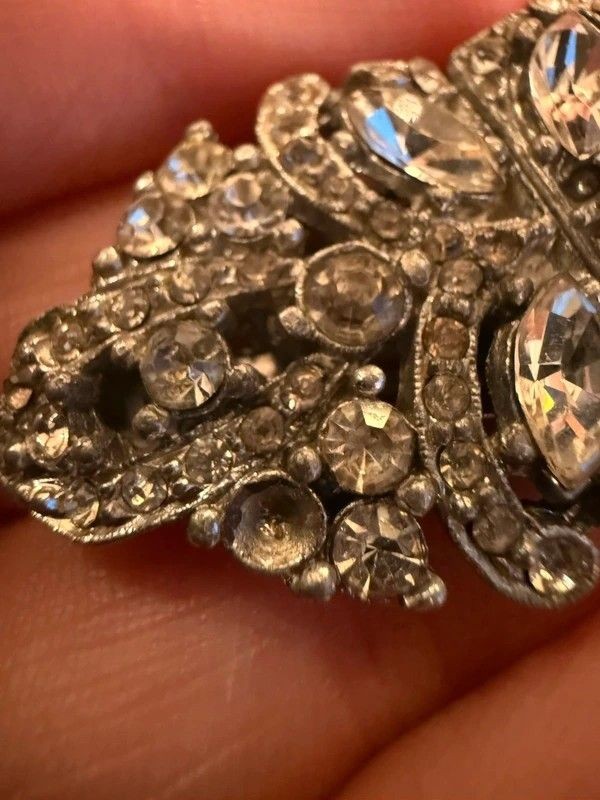 Beautiful Vintage Duette Brooch and Two Dress Clips