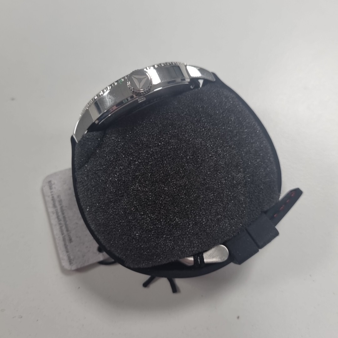 Reebok Stride Wristwatch 47mm Silver/Black Men’s Watch RD-STE-G2-S1IB-BR New