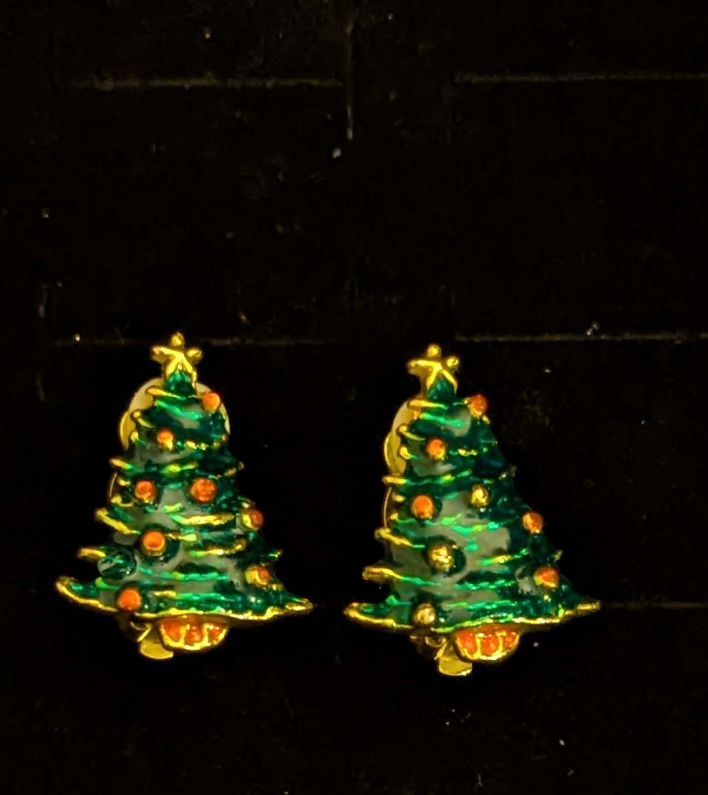 Christmas Tree Earrings Clip On Holiday Winter Gold Tone multicolor ornaments