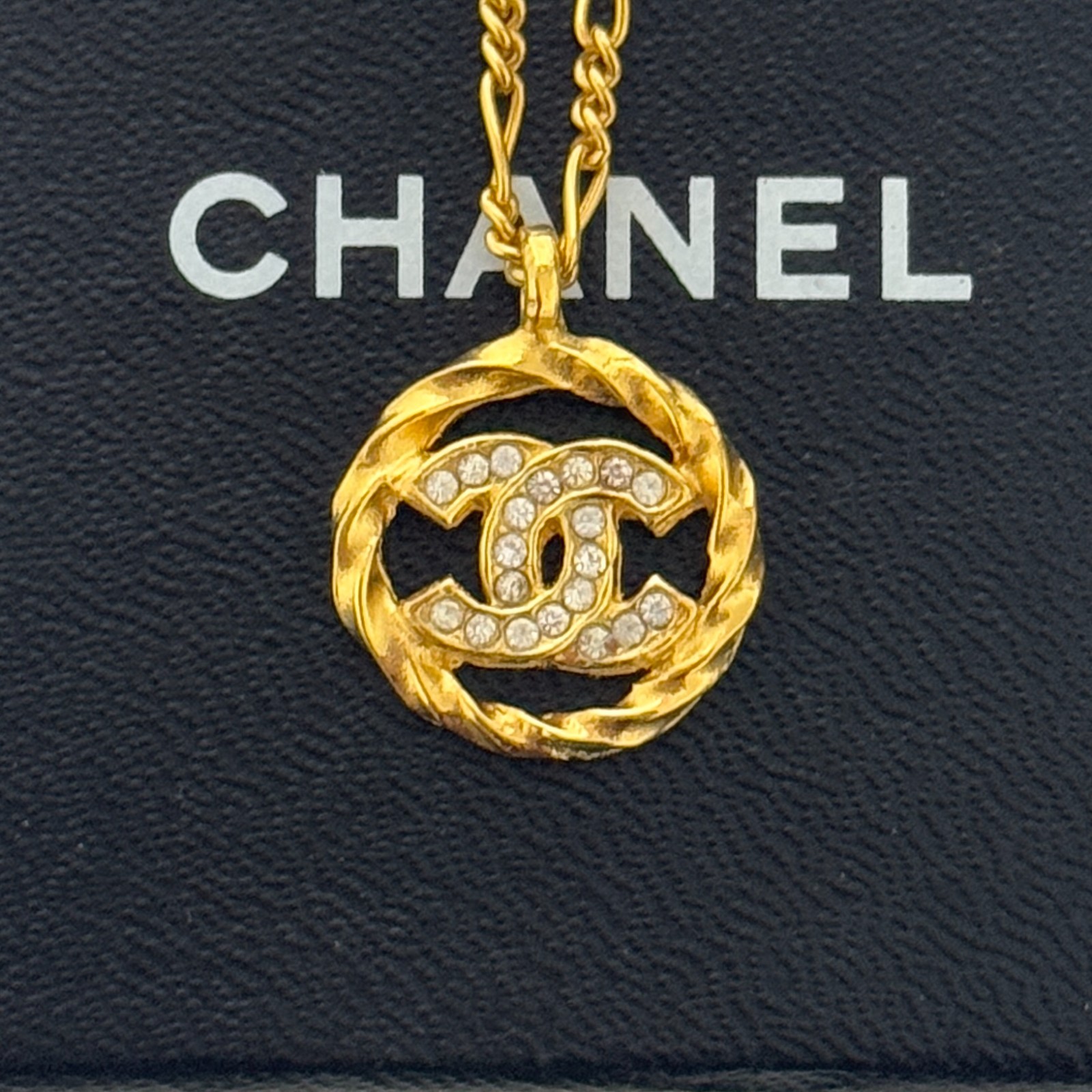 CHANEL 3438 CC Logo COCO Mark Necklace Rhinestone Gold Vintage Authentic JAPAN