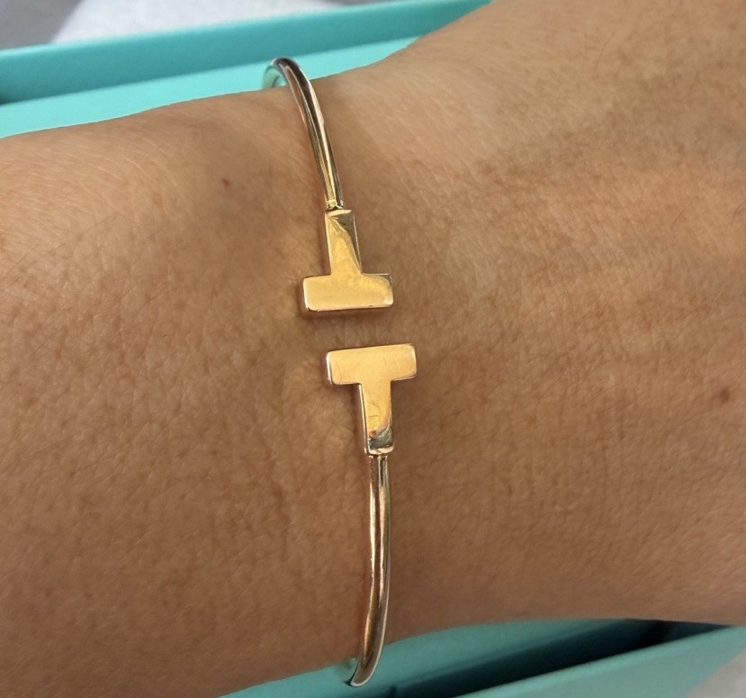 Tiffany & Co. Small T Wire Bracelet 18K Rose Gold Narrow 6.3 Inches