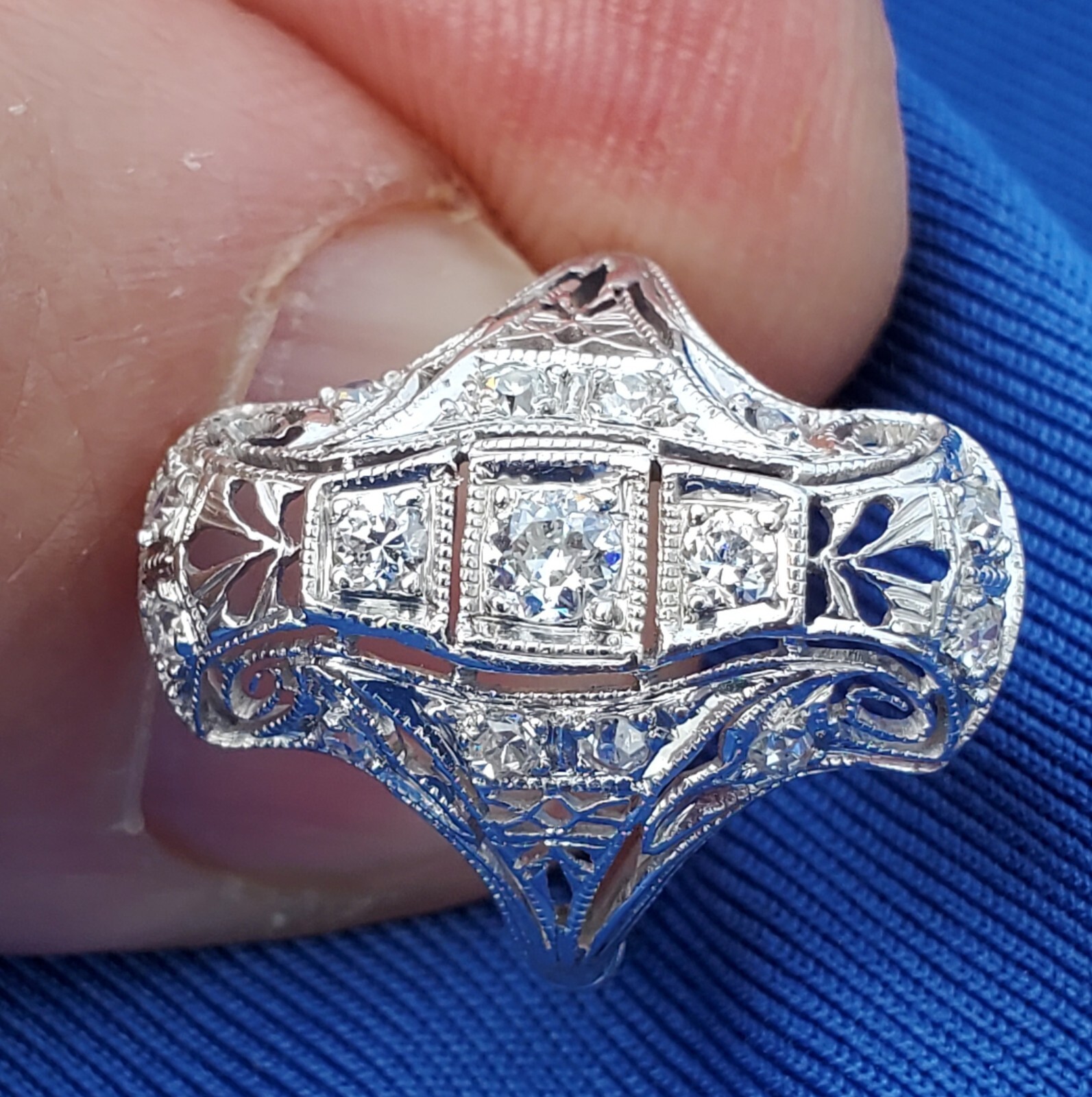 Originbal EARTH MINED DIAMOND ART Deco Engagement Ring Antique PLATINUM Filigree