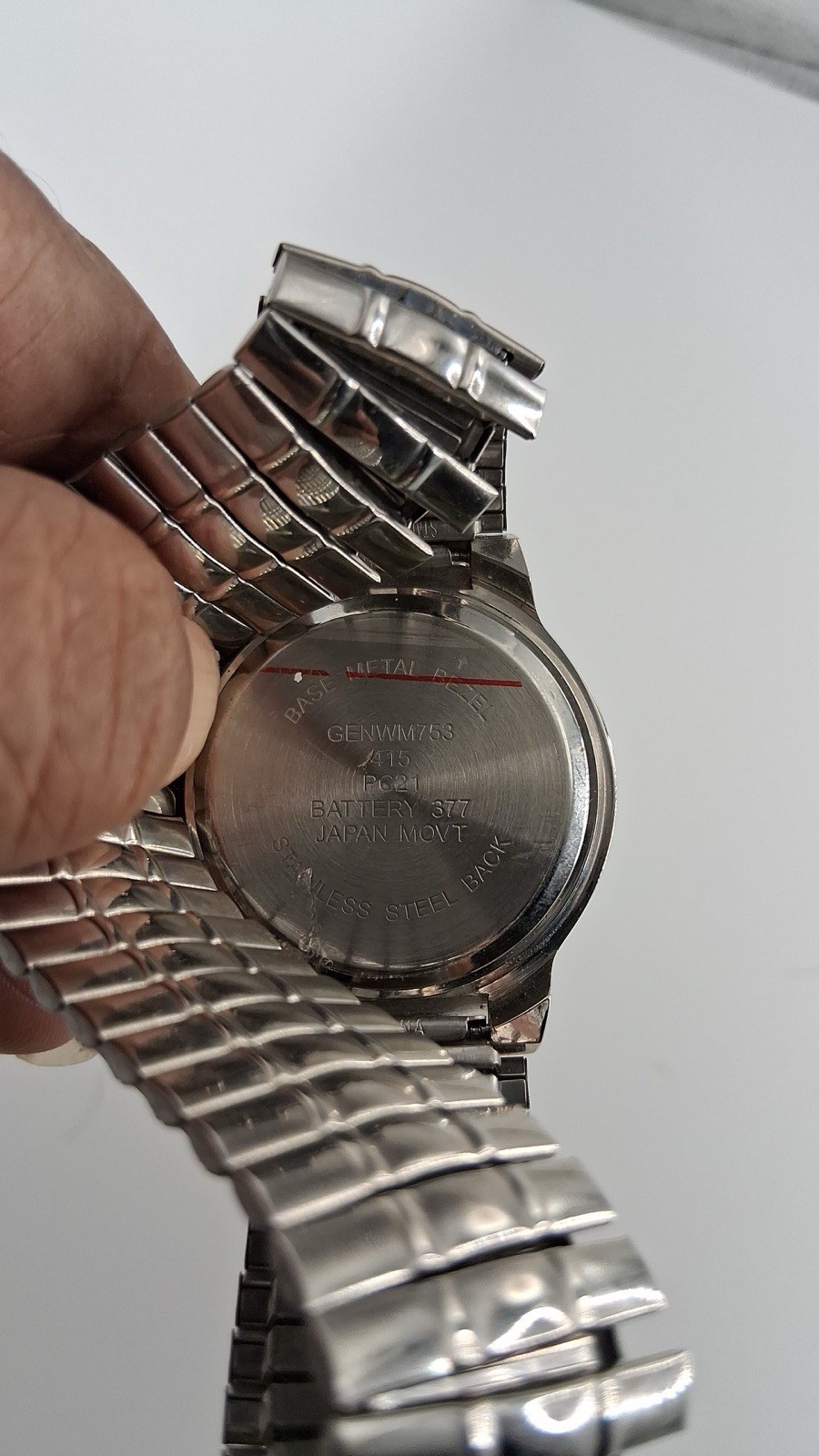 Mens Silver Tone Expansion Stretch Band Watch Burgundy Maroon Dial GENWM753