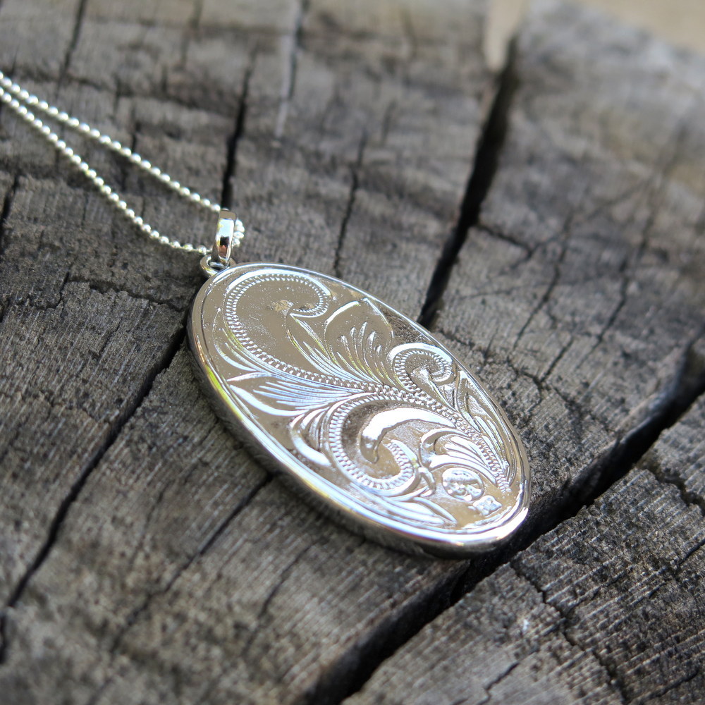 Koa Wood Hawaii Jewelry Dolphin Oval Silver Rhodium Plated Brass Pendant BRP1069