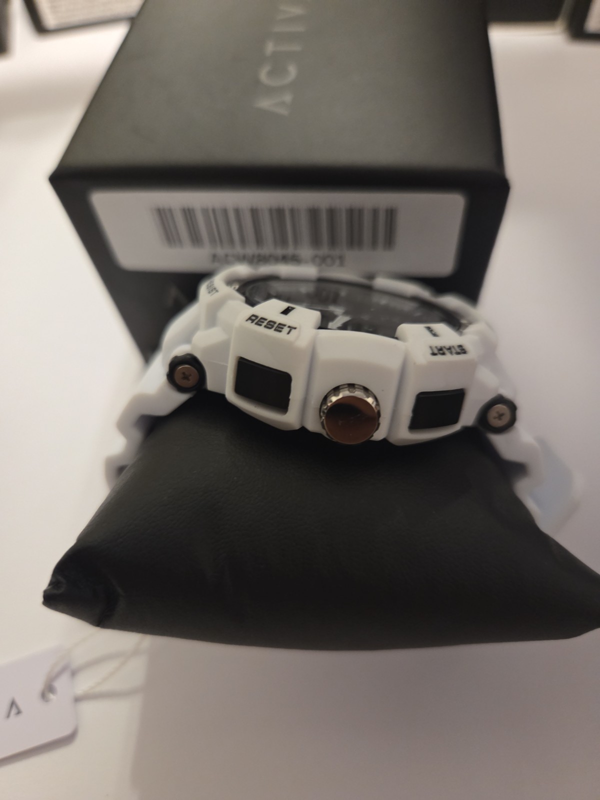 Activa X Invicta ACW8045-001 Men’s Digital Watch White Black 53mm 50M New
