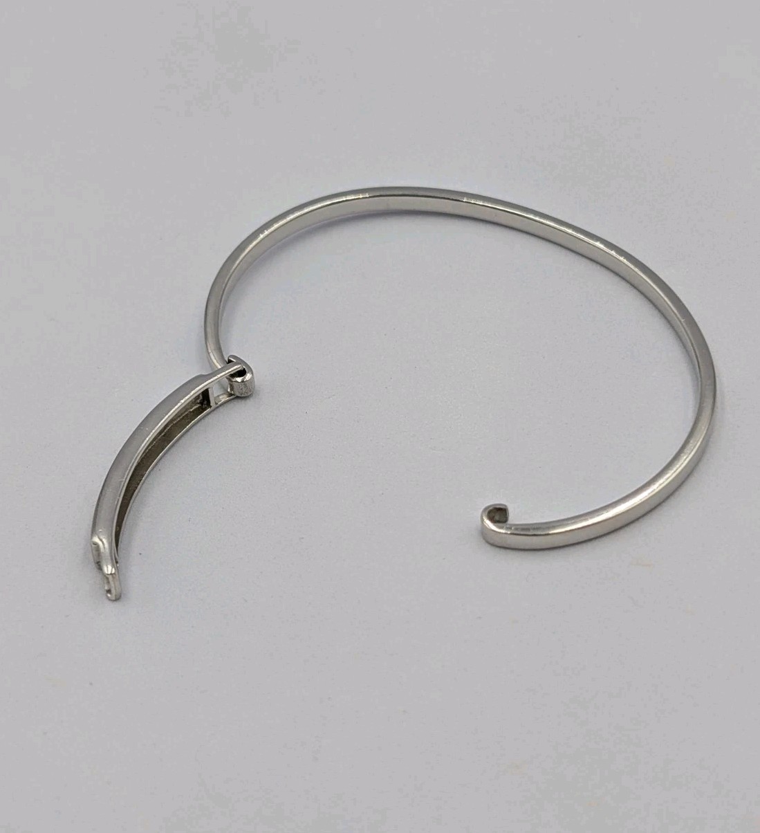 Jewelry Concepts Inc Sterling 925 Diamond Accent Engravable ID Bangle Bracelet