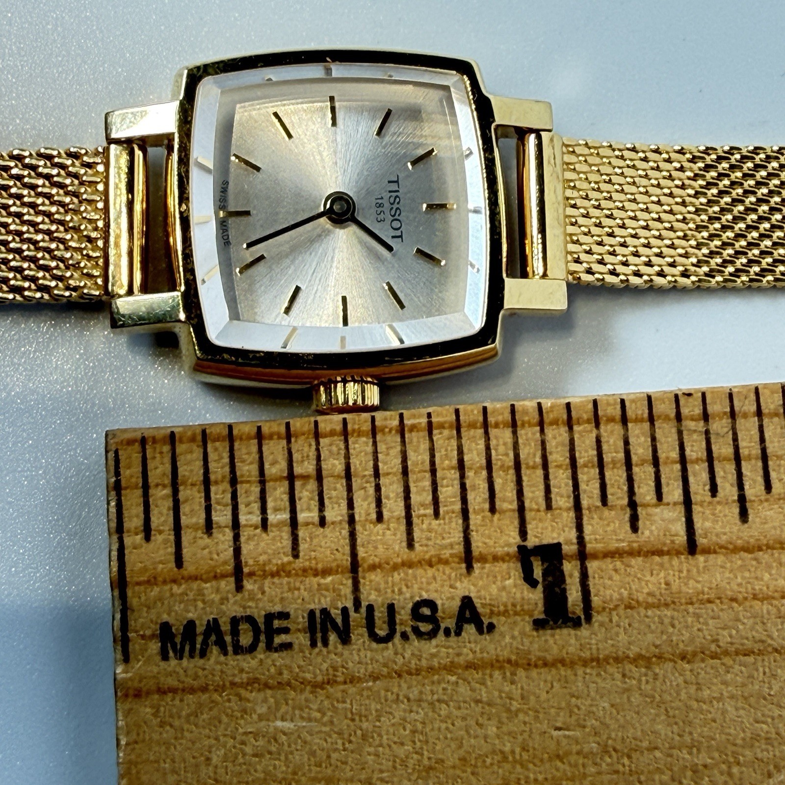 TISSOT 1853 Lovely Square Sapphire Crystal Women’s Gold Tone Watch Runs