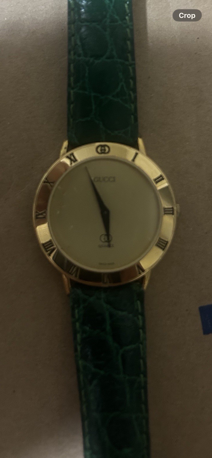 Gucci 3000M Swiss Quartz In excellent condition only wear is on back.