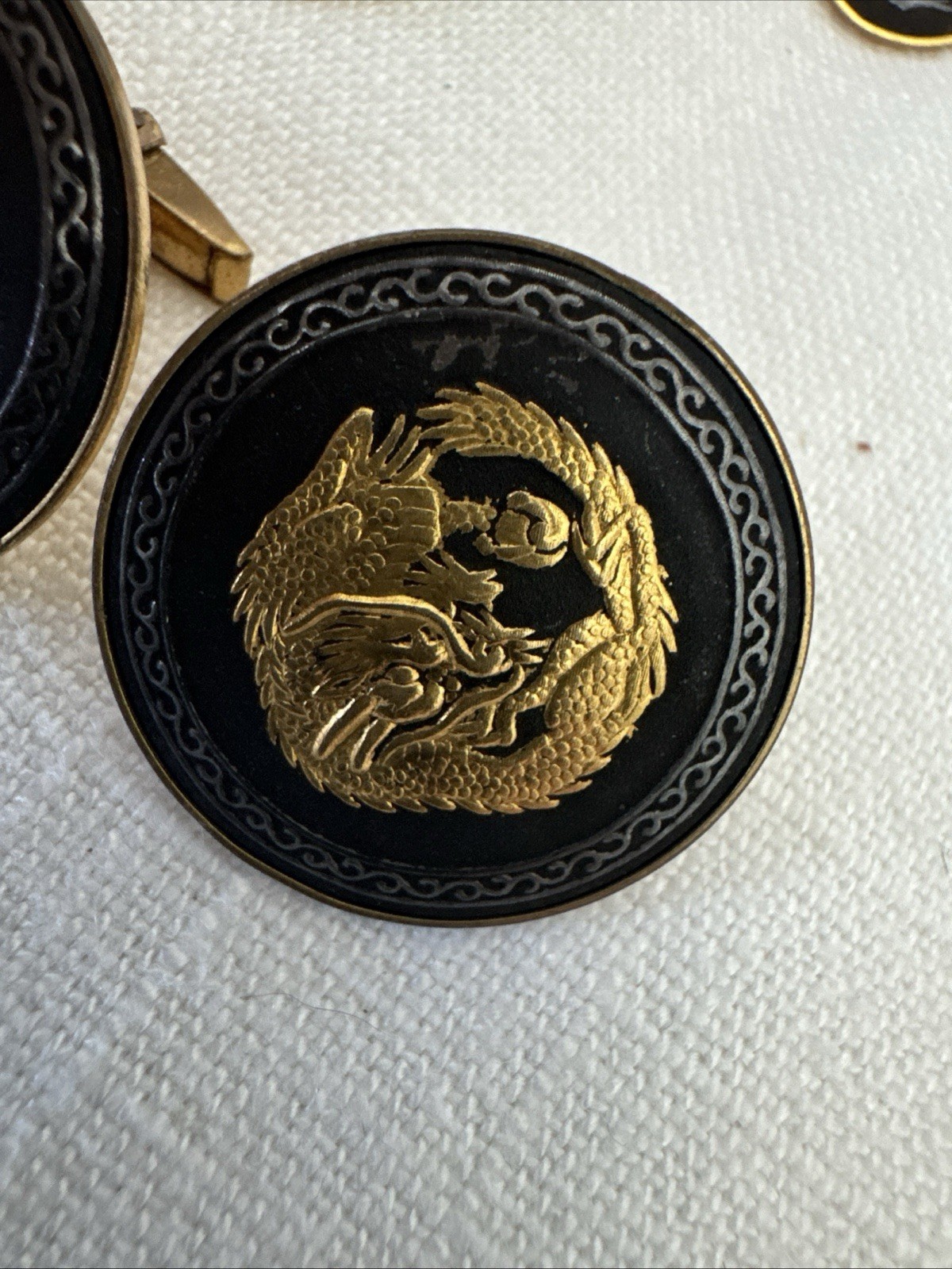 Vintage Caribe CD Gold Tone Black Enamel Dragon Cufflinks Round Signed
