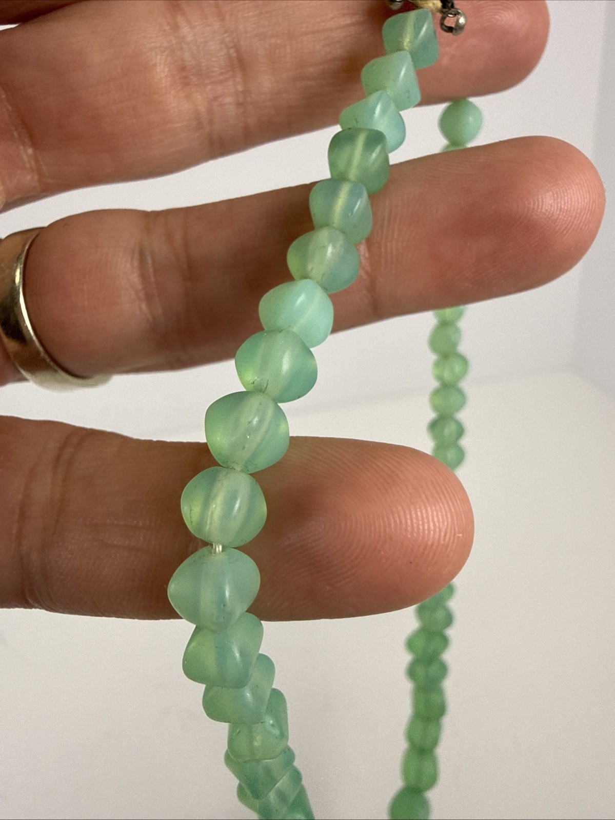 Natural Green Beaded Necklace 16.5in – Vintage