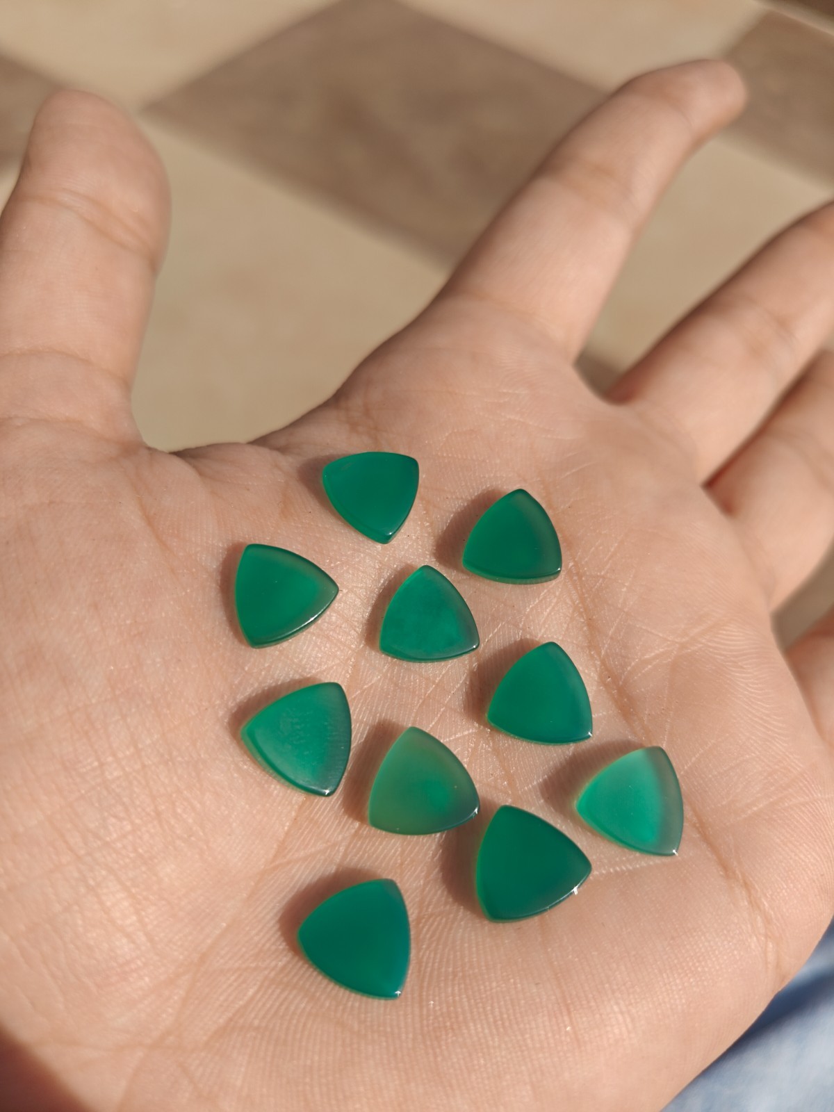 Natural Green Onyx Trillion Bothside Flatback 10mm To 25mm Loose Gemstone