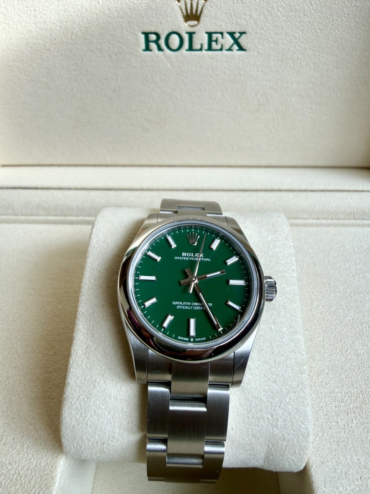 NEW Jan 2026 Rolex Oyster Perpetual 277200 31mm Green UNWORN