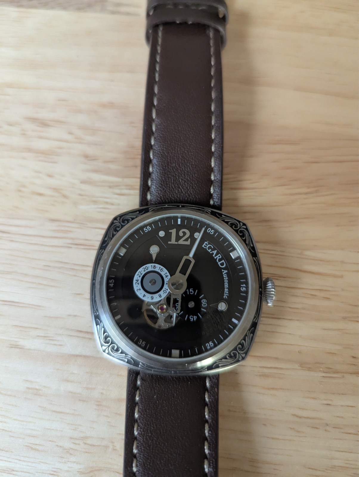 Egard V1 Gent Automatic Watch With Engraved Case