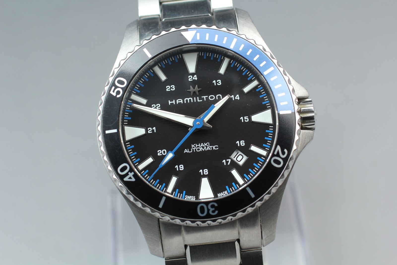 [N MINT] Hamilton Khaki Navy Scuba H823150 41mm Black Dial Dare AT Men’s Watch