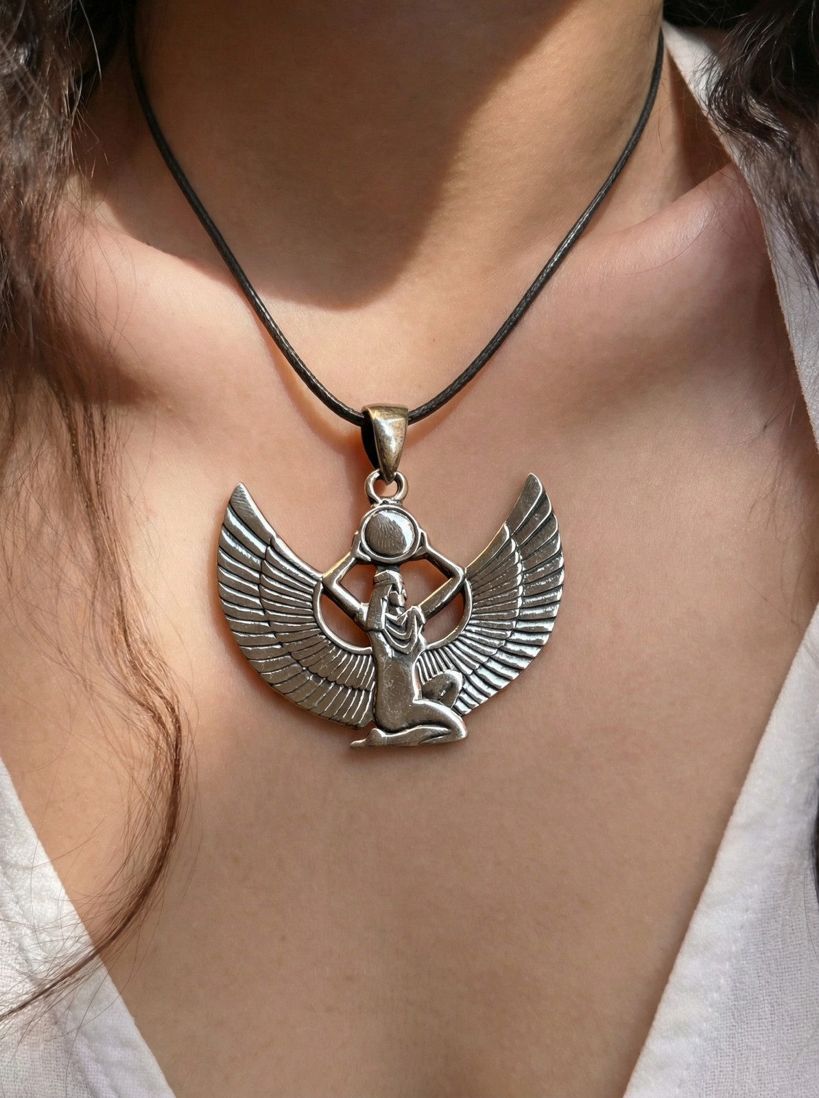 Isis necklace pendant – Egyptian goddess – Silver 900 – Egypt Amulet jewelry