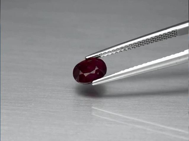 RUBY 1.31 ct Red Oval 6.5×5.4×4.3 mm Natural Untreated Unheated from Madagascar