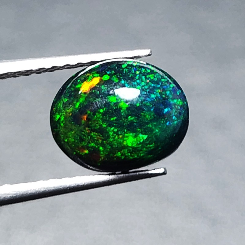 Ethiopian Welo Black Opal AAA+ Oval Cabochon Strong Green Play Loose 1.20Ct Gem