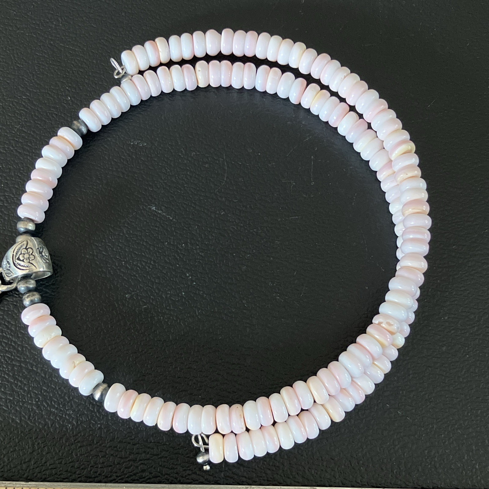 Pink Conch & Sterling Bead Stretch Choker Necklace & Teardrop Pink Conch Pndnt