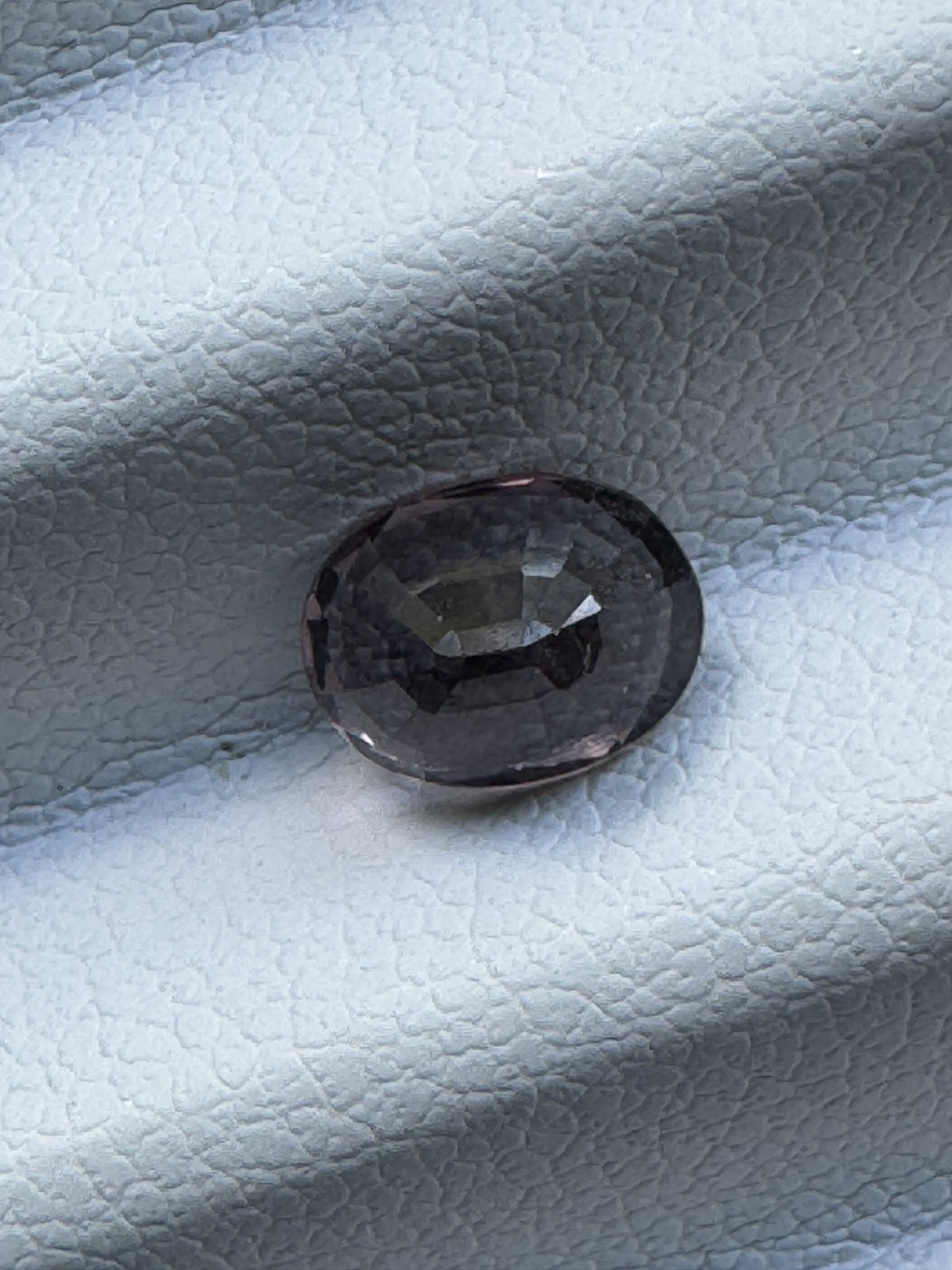 SPINEL. Dark Rose Pink, 7 x 5.4 mm Oval, Clean. 1.31 Carats.