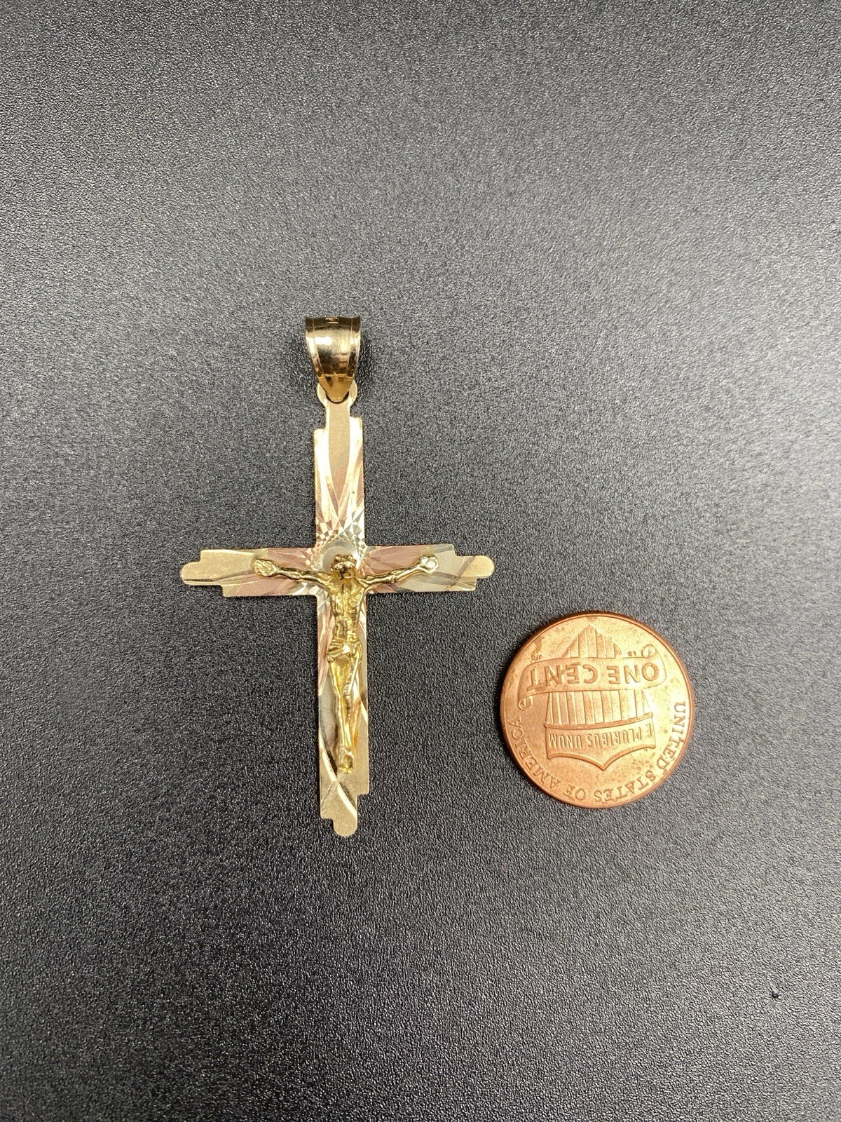 14k Solid Yellow, Rose & White Gold tri-color Crucifix Pendent 2.92g