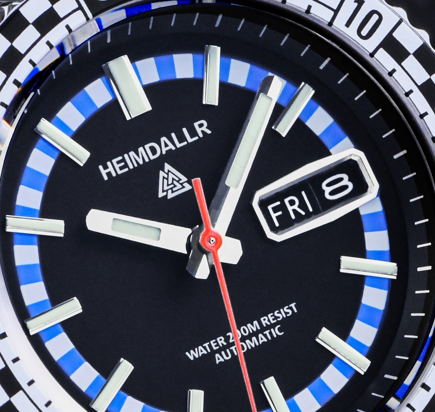 Heimdallr Sharky Racing Bezel NH36 Day Date 200M Automatic Diver Watch C3 41mm