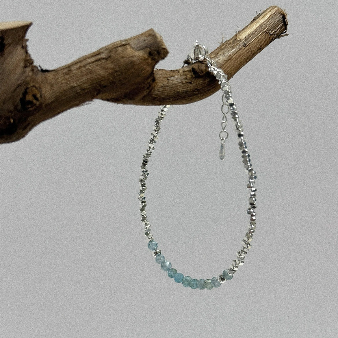 Dainty Aquamarine Silver Chip Healing Reiki Purple Crystal Minimalist Bracelet