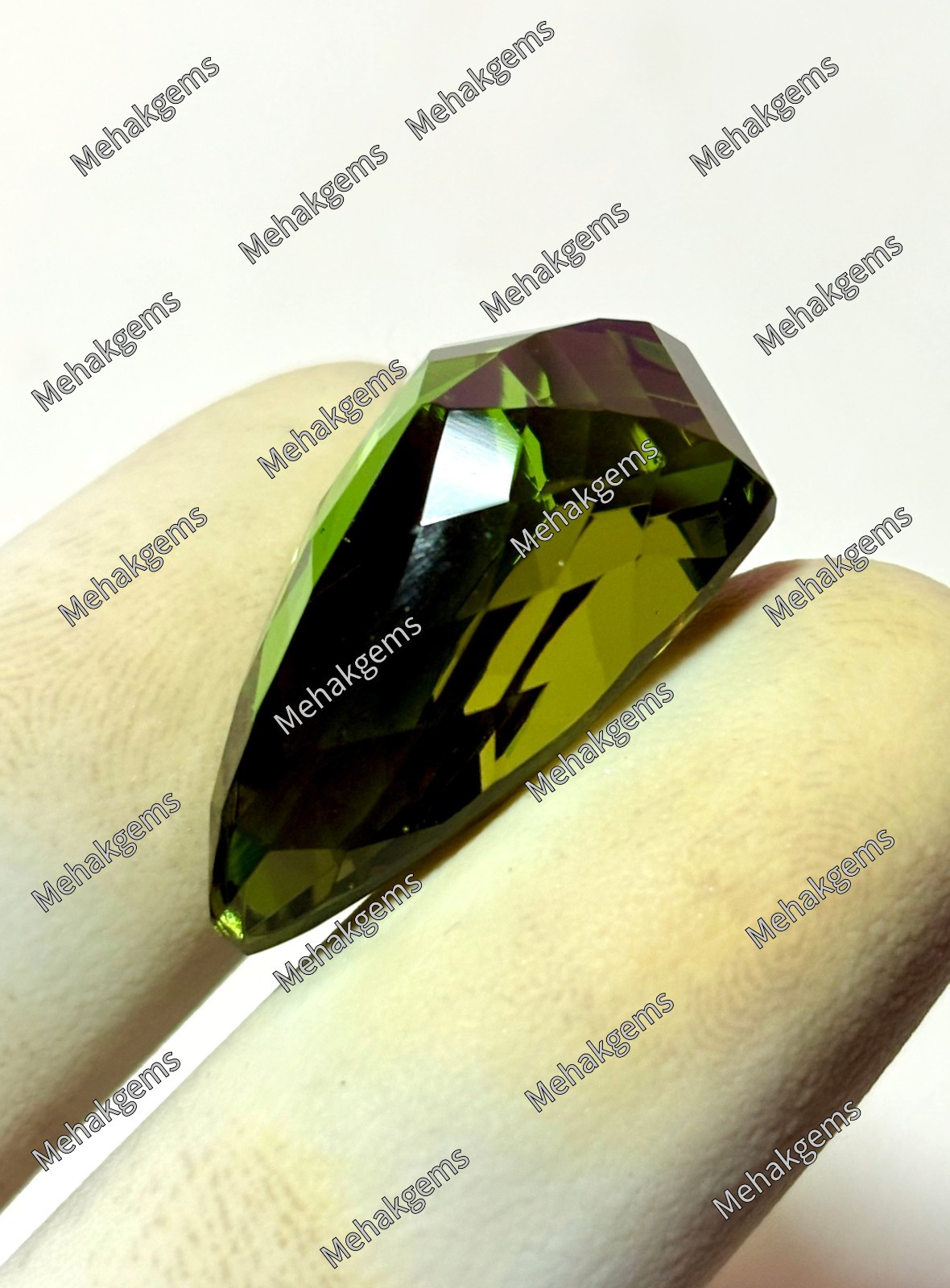 38.Ct Zultanite Gemstone, Shield Cut Color Change Diaspore, Jewelry Focal Stone